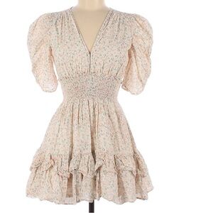 Adorable puff sleeve dress size Medium